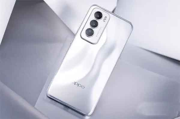 OPPO Reno12系列发布:搭载天玑星速版旗舰芯片 OPPO Reno12系列发布:搭载天玑星速版旗舰芯片